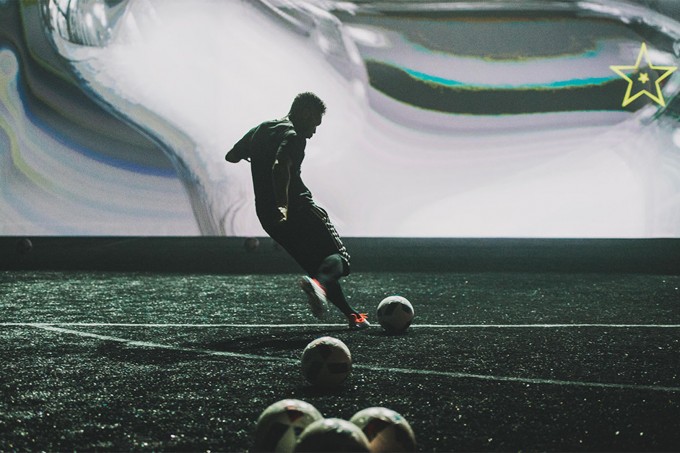 ADIDAS, Interactive Projection Screen